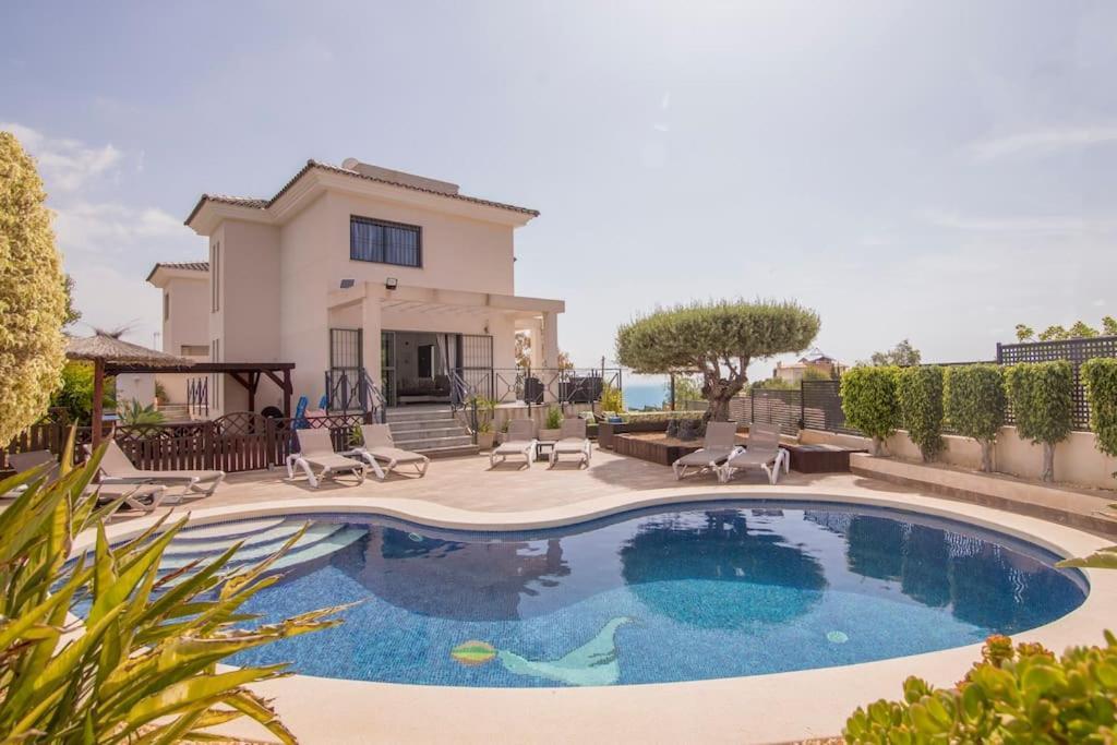 Villa Moderna Con Piscina エル・カンページョ エクステリア 写真