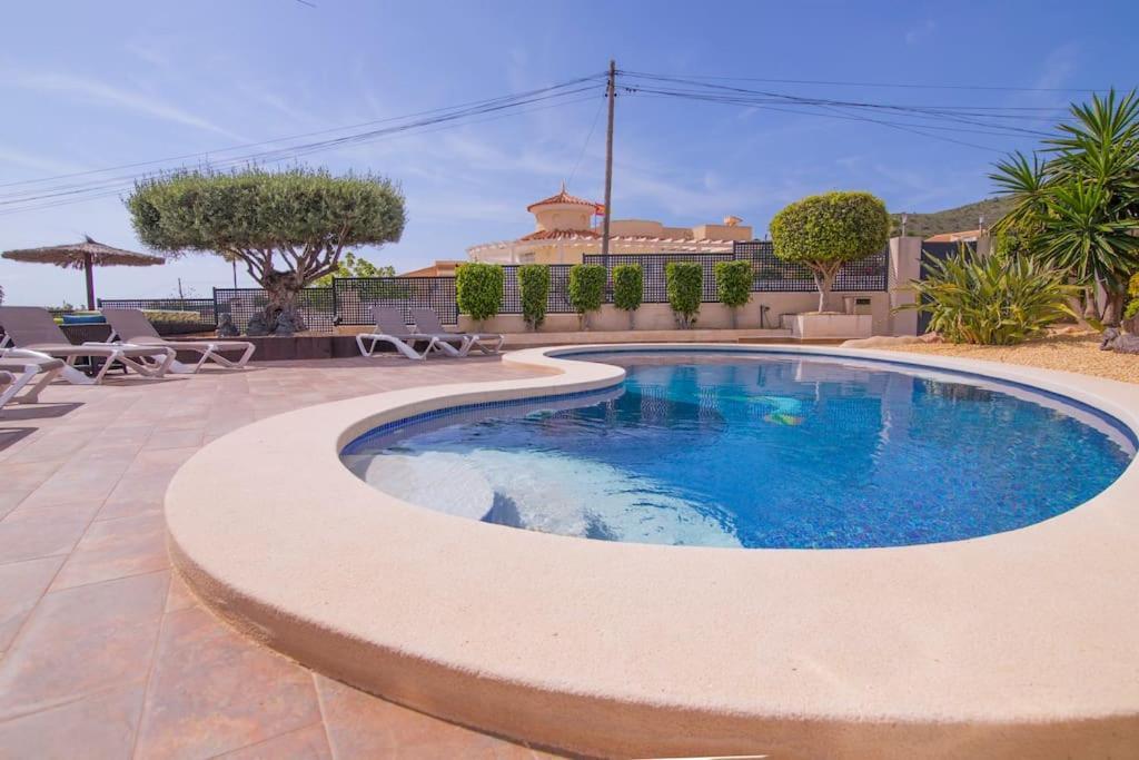 Villa Moderna Con Piscina エル・カンページョ エクステリア 写真